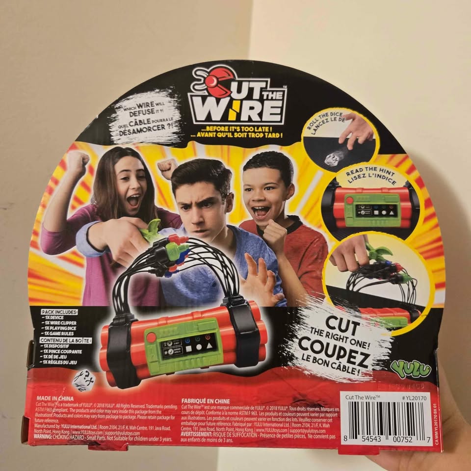 Giftable Cut The Wire Toy Game - photo 3