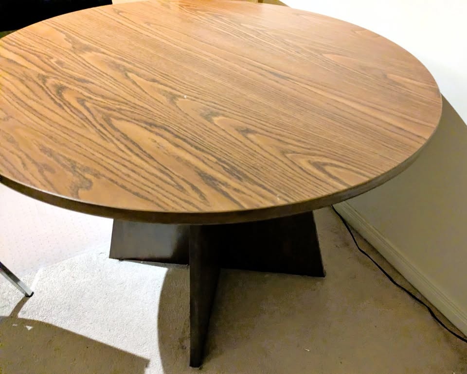 Round Office Table