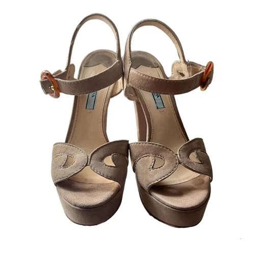 Prada Vintage Suede Tan Platform Heels with Tortoise Buckle Size - photo 3