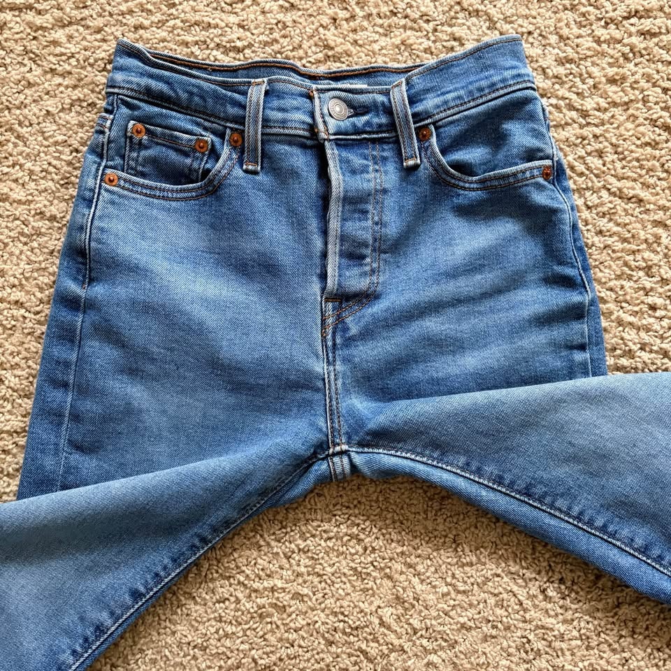 Levi’s Wedgie Straight Size 25 Button Fly Jeans - photo 3