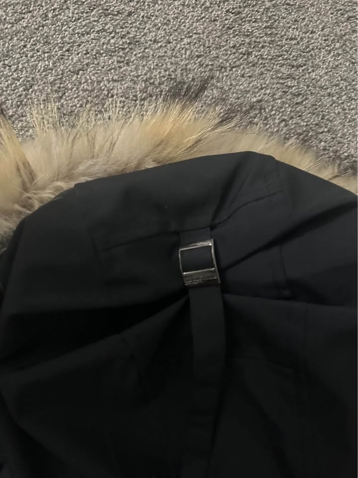 Canada Goose Jacket - photo 5