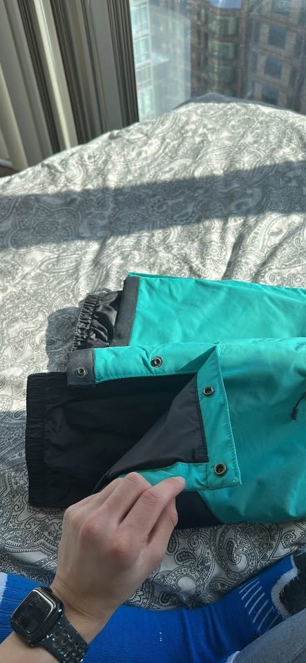 Columbia Women's XS Snow Pants LIKE NEW - photo 3