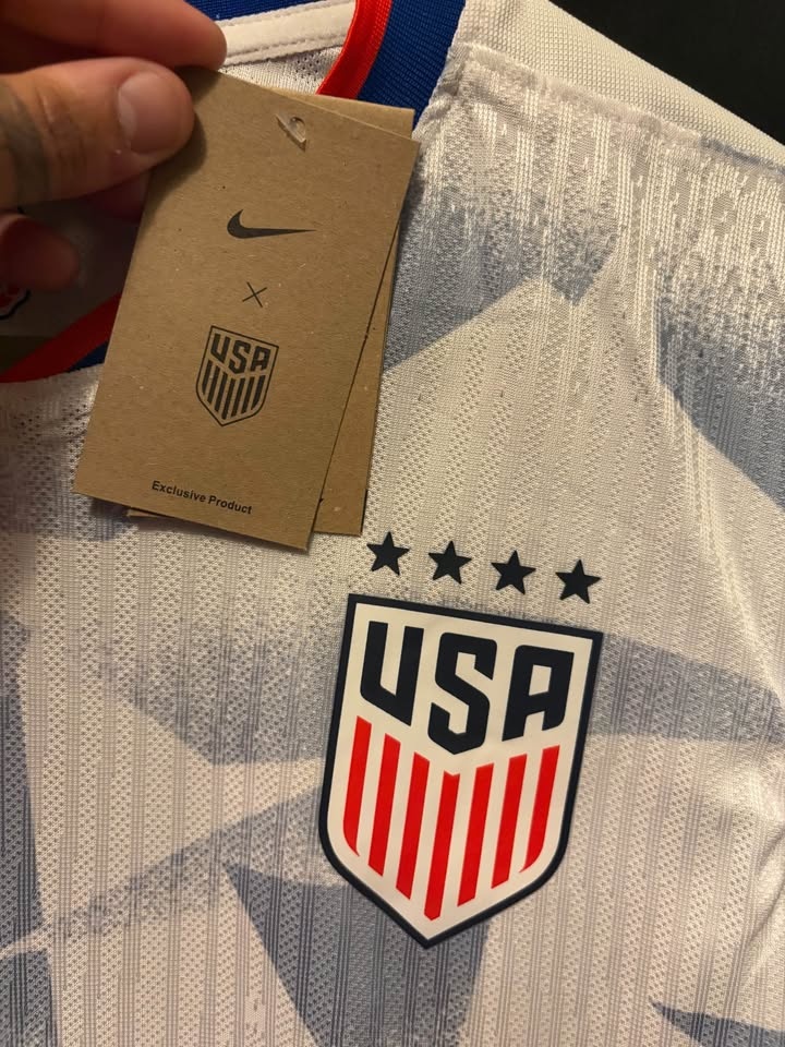 Pulisic 25/26 USA Home Jersey - Size Medium - photo 5