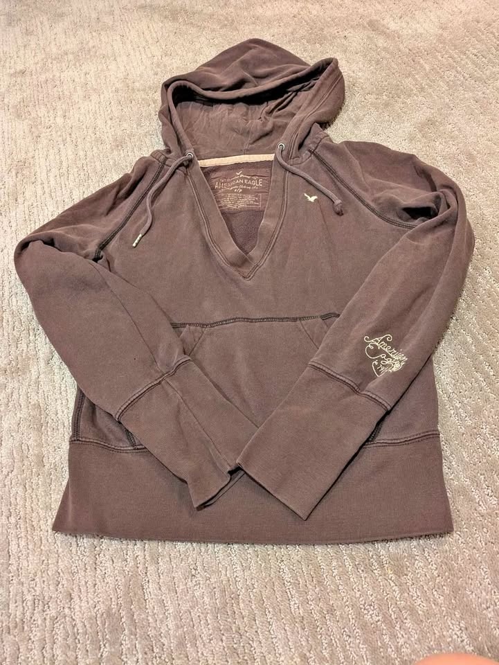 Vintage American Eagle Sweater - size S