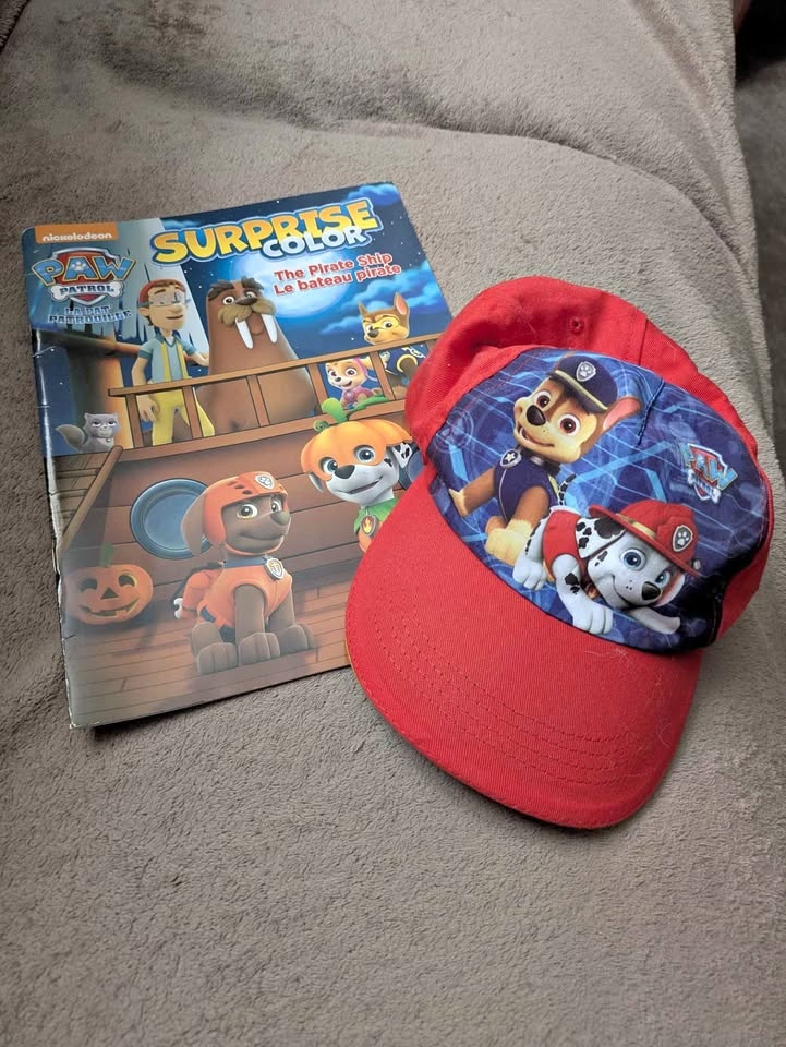Paw Patrol Coloring Book + Hat
