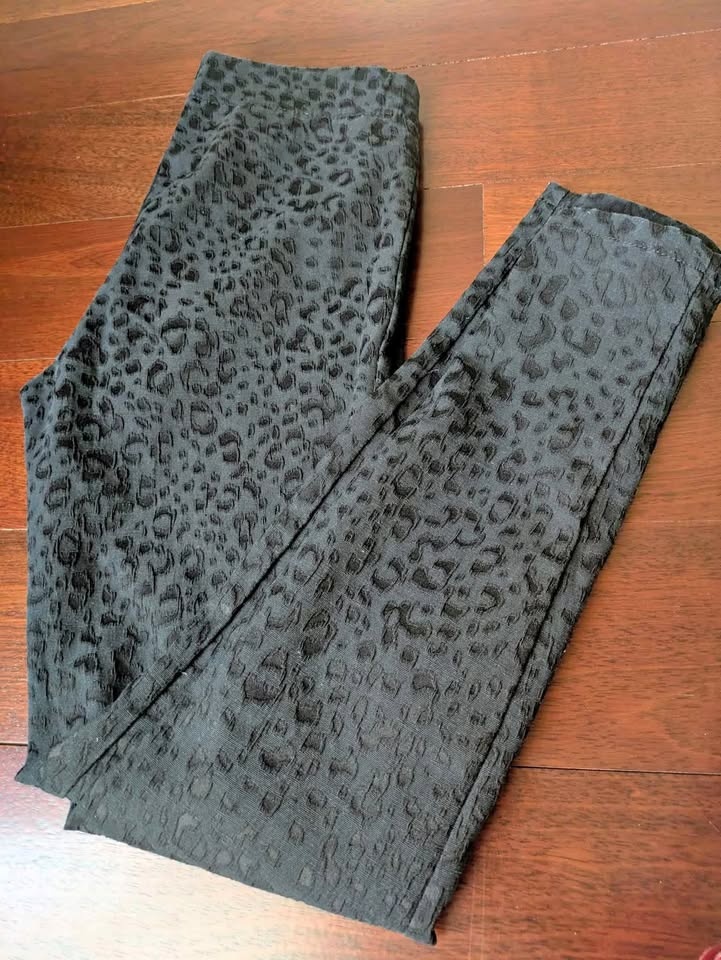 Various Women's Pants (XS-M)