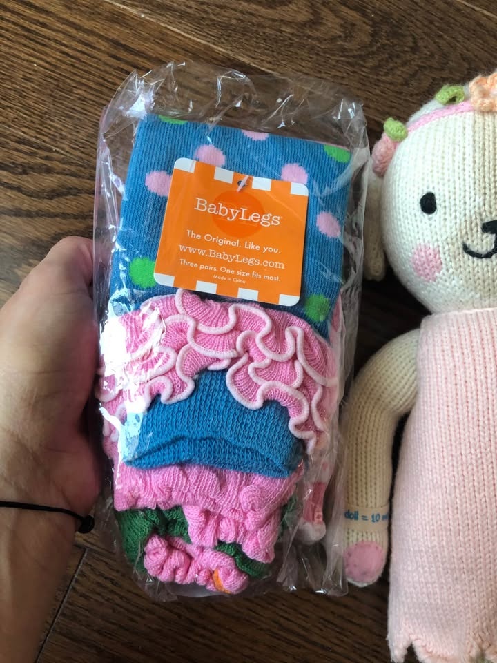 3 pack of baby legs. Leggings