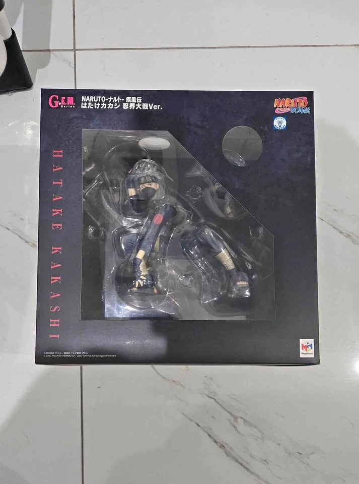 Kakashi Hatake figure G.E.M.