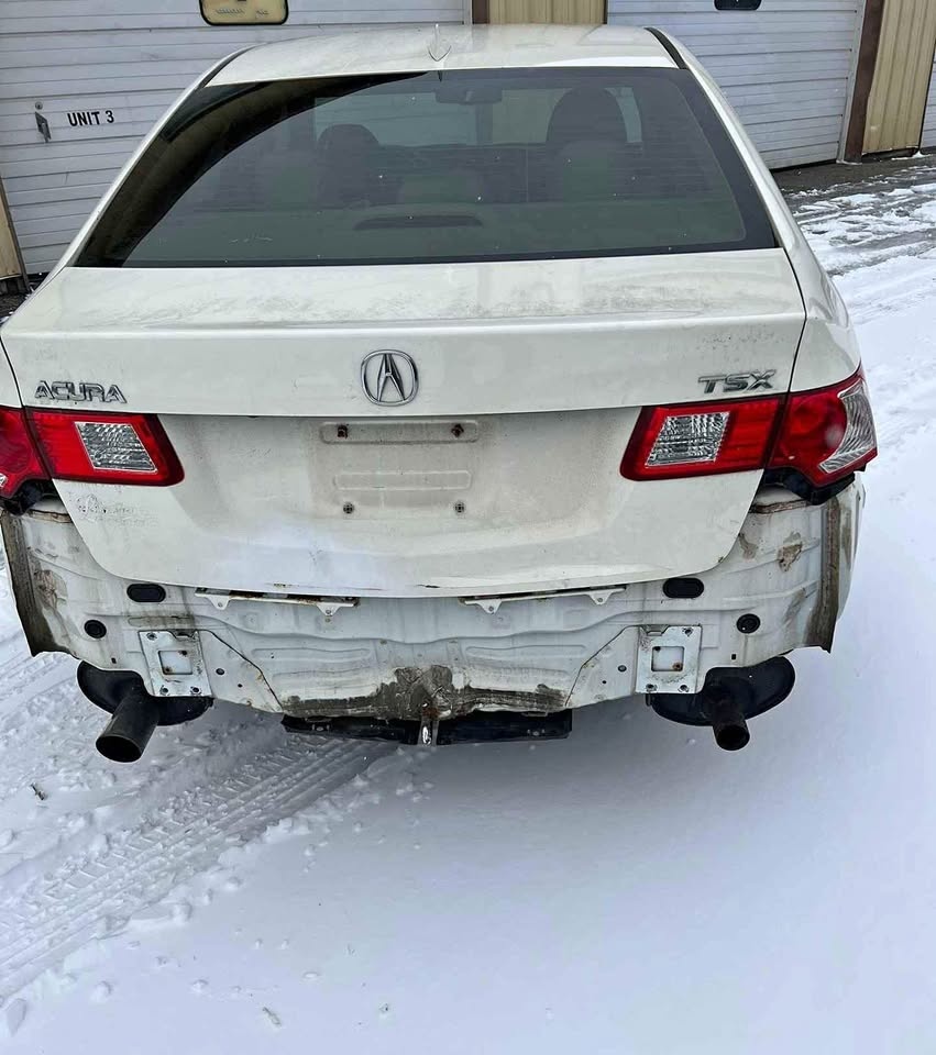 09-14 ACURA TSX *** READ WHATS GONE***