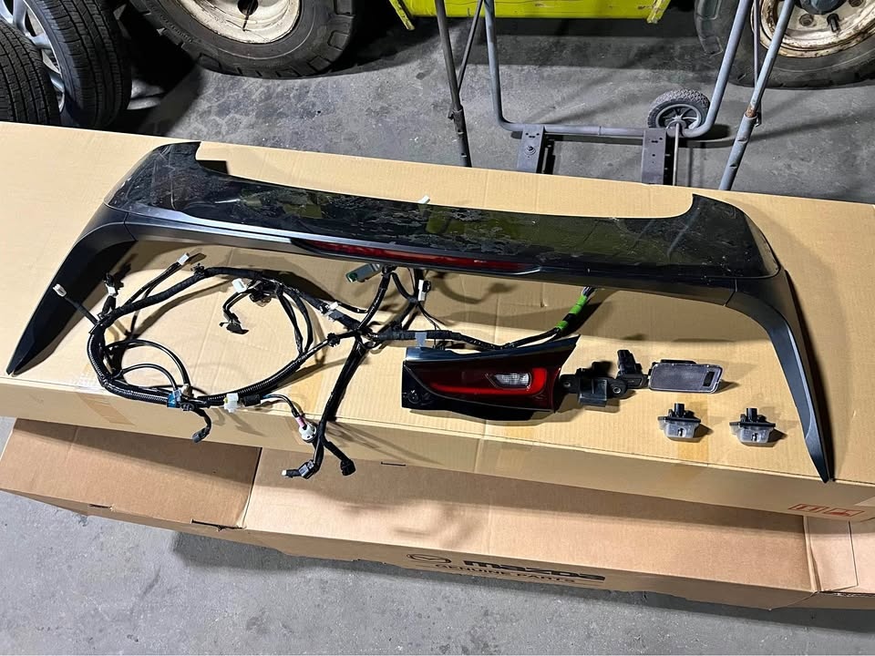 2023 Mazda CX5 Rear Parts - See Pics!