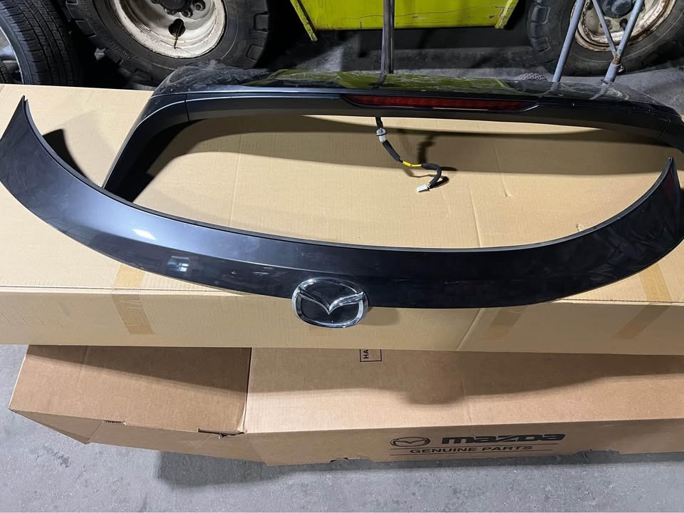 2023 Mazda CX5 Rear Parts - See Pics! - photo 2