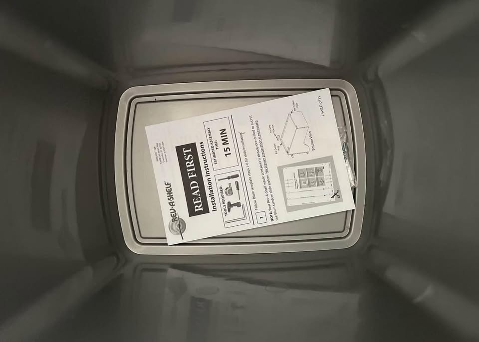 Rev-A-Shelf 35 Q.Double Pull Out Trash Can - photo 3