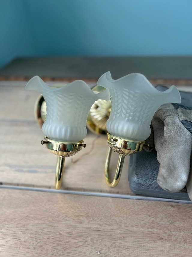 Wall Sconces - Gold Finish, Frosted Glass Shade - photo 3