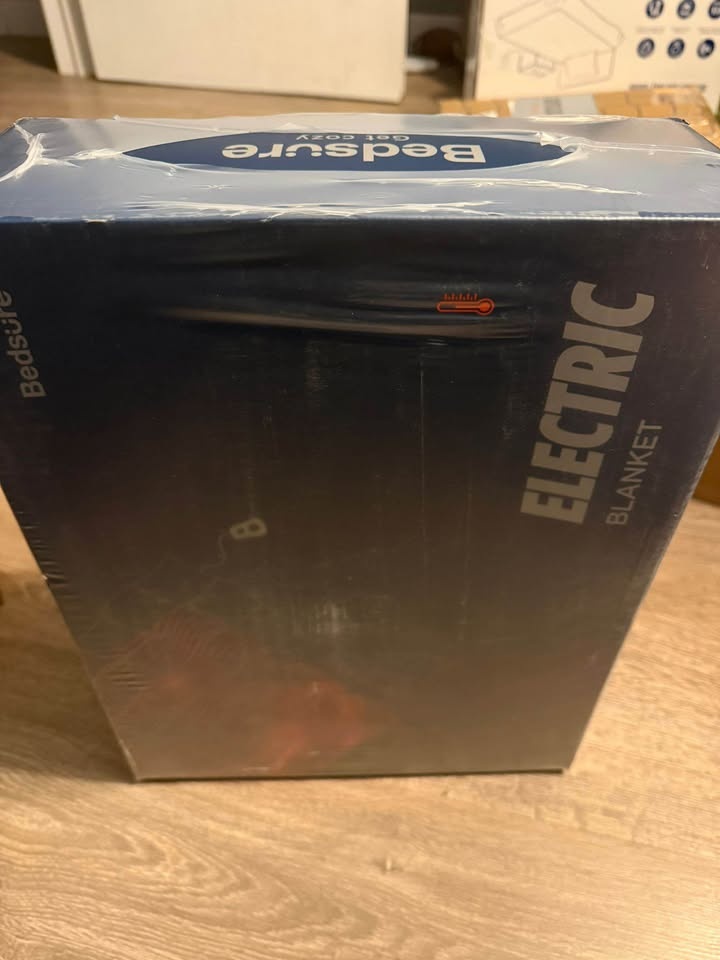 Bedsure Faux Fur Heated Blanket Full Size - sealed - photo 2