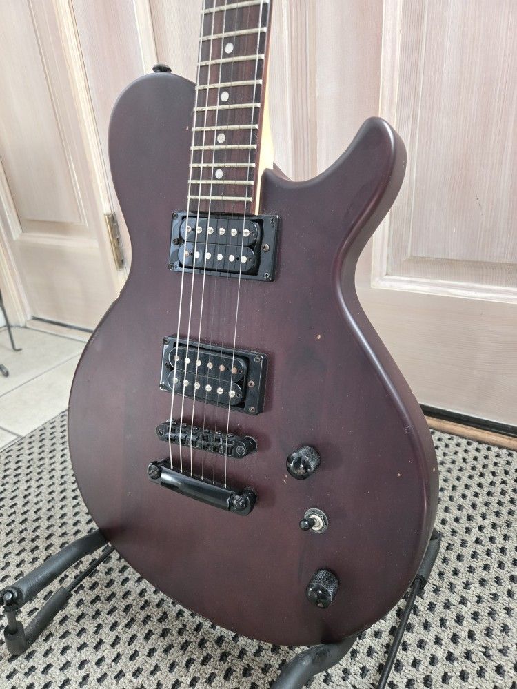 Electric Guitar Set: Dean Evo XM Satin Natural & Fender 10g Amp - photo 2