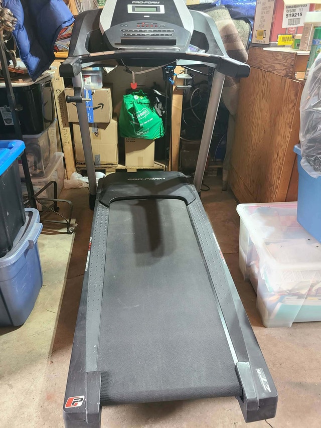 Pro-Form Treadmill - photo 2