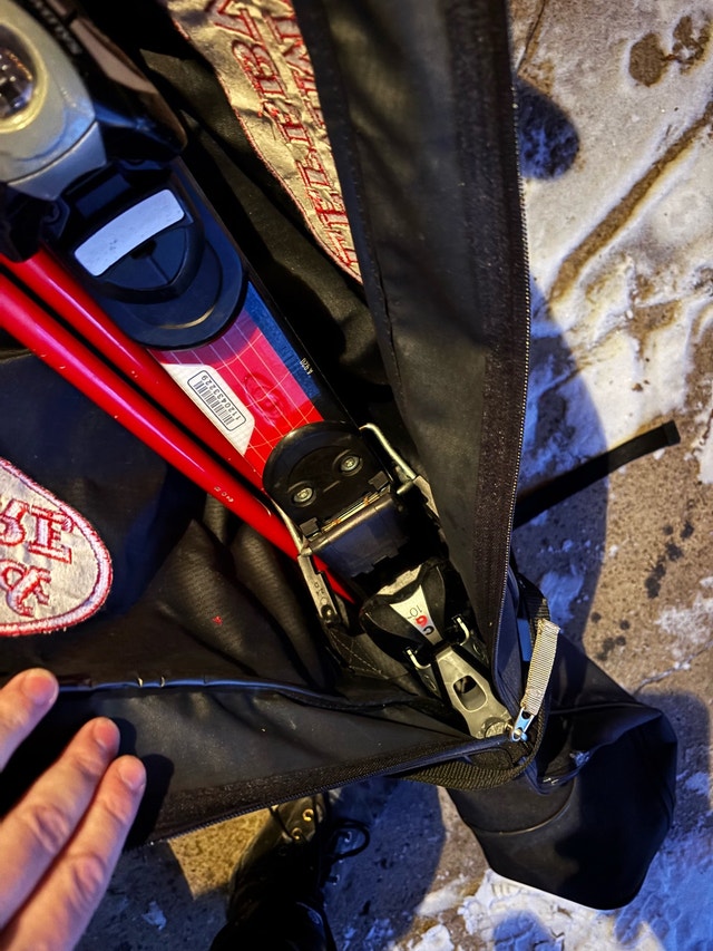 Salomon S/MAX Skis + Poles + Ski Bag - photo 2