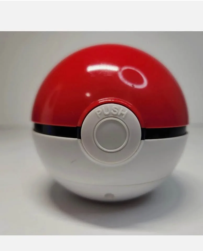 Pokemon Poke Ball Tiger Electronics Handheld Retro Game image indicator(2)