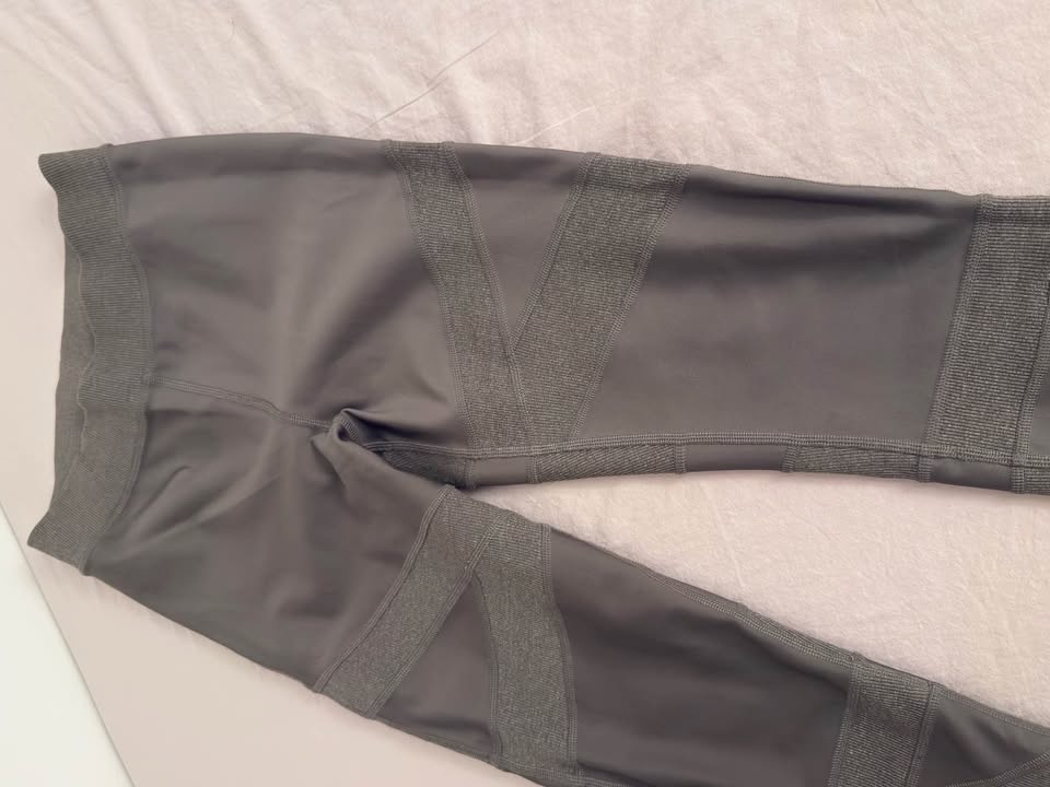 ALO YOGA Leggings size M - photo 2