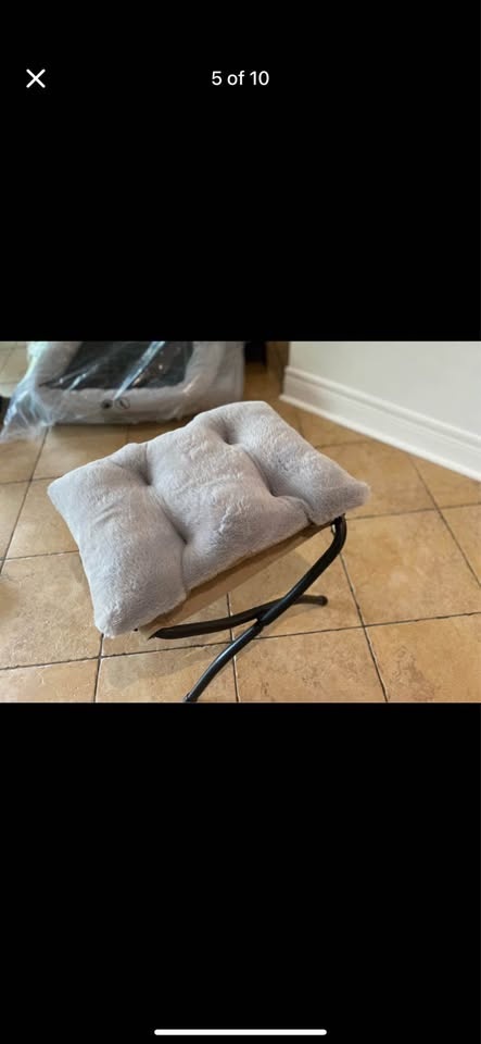 Light Grey Fuzzy Chair and Ottoman Set - photo 3