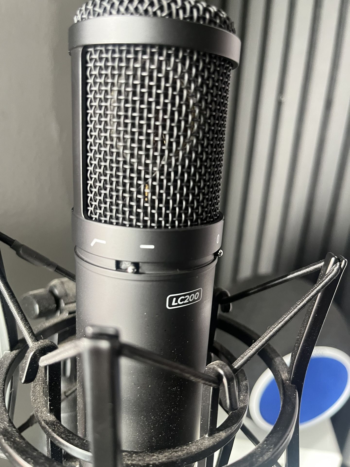 SR Lc200 Studio Microphone With Mic Stand & Kaotica Eyeball - photo 5