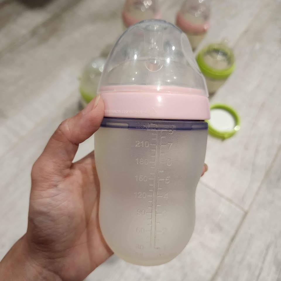 Comotomo bottles - photo 3