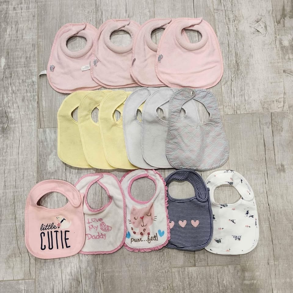 Baby bibs cups bowls lot $10 for all! - photo 5