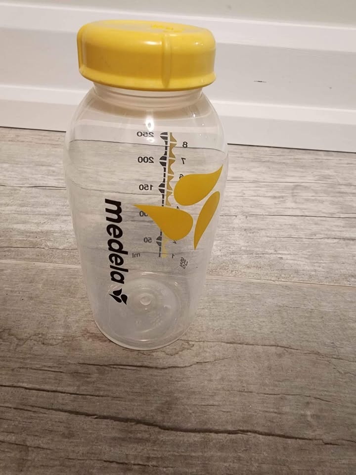 Baby bottles, teethers, nipples - photo 2