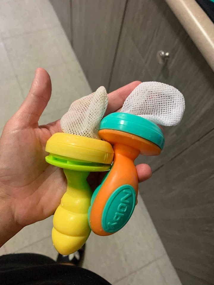 Baby bottles, teethers, nipples - photo 5