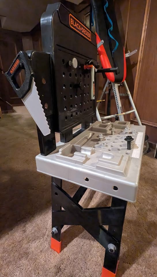 Kids Tool Bench - photo 3