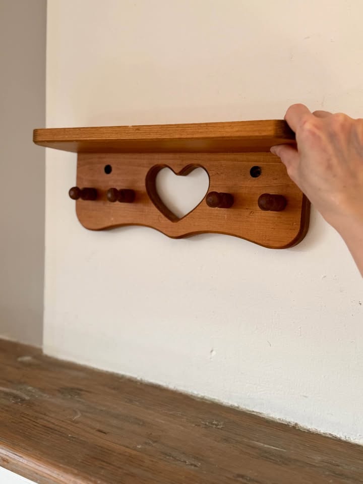 Vintage Country Pine Heart Shelf w/ Pegs - Handcrafted BC - photo 4