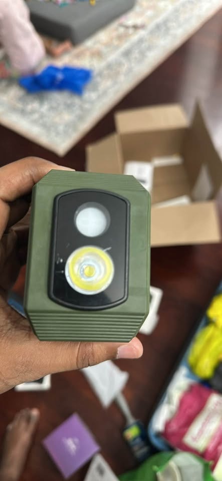 Libovgogo Emergency Radio & Bluetooth Speaker (Brand New) - photo 4