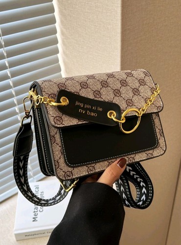 Mini Letter Graphic Square Bag