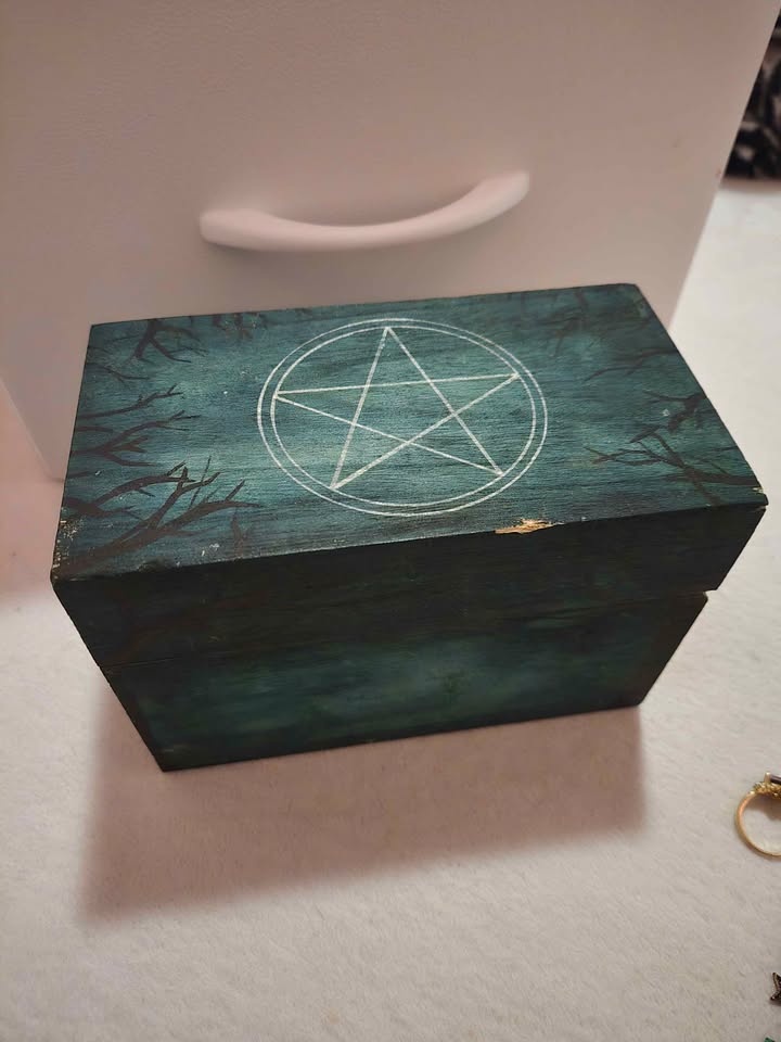 Dark Apothecary Box - Oddities & Specimen - photo 3