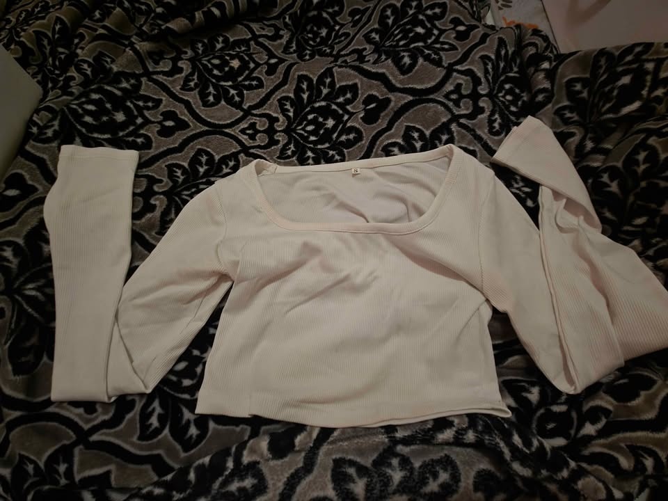 QUICK SALE: 25+ Piece Clothing Bundle - Everything Must Go! - photo 3
