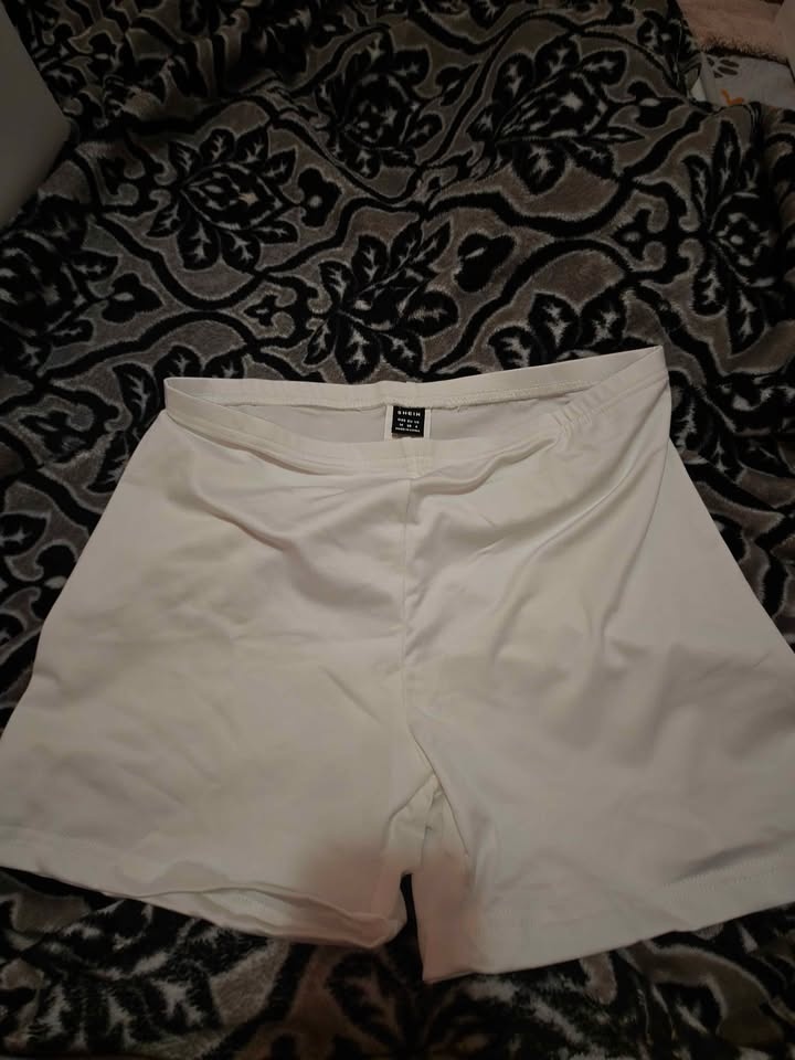QUICK SALE: 25+ Piece Clothing Bundle - Everything Must Go! - photo 5