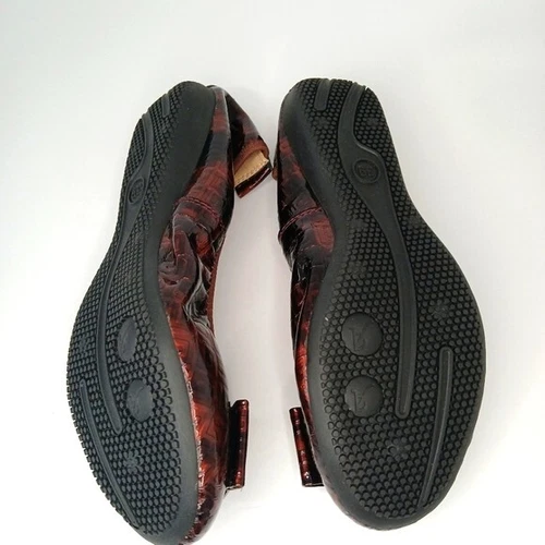 NWOT Maroon Black Patent Finish Ballerina Flats Size 8.5 US 39 E - photo 4