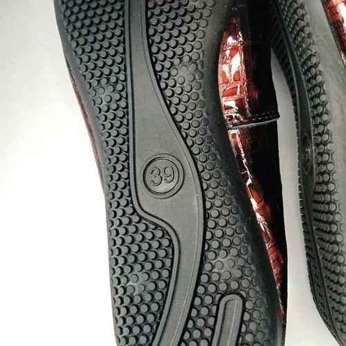 NWOT Maroon Black Patent Finish Ballerina Flats Size 8.5 US 39 E - photo 5
