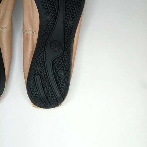 NWOT Pink Cream Ballerina Flats Bow Comfy Size 7.5 US 39 EU - photo 3