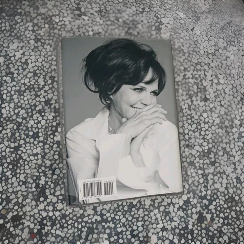 In Pieces by Sally Field (2018, Hardcover) - photo 2
