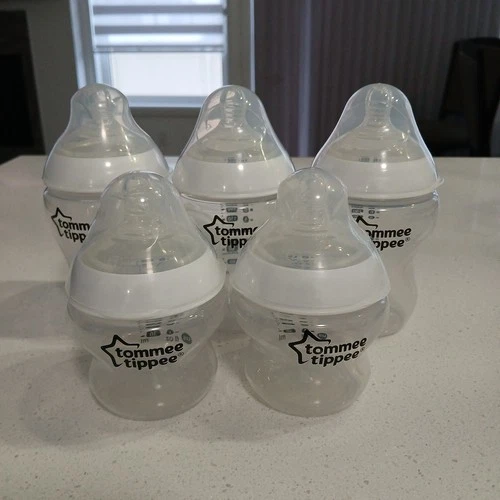 Tommee Tippee Baby Bottles Lot of 5 Anti-Colic Newborn + Milk St