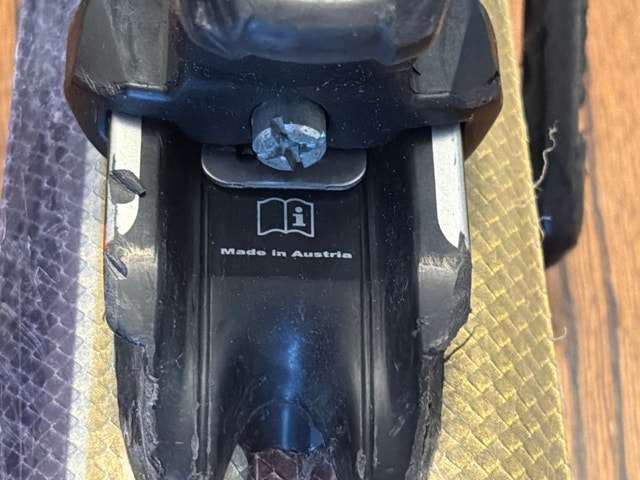 Atomic Metron 7 Skis - 156cm - photo 5