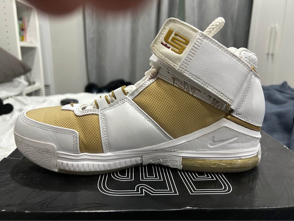 Nike LeBron 2 Retro “Maccabi” Size 9 - photo 5