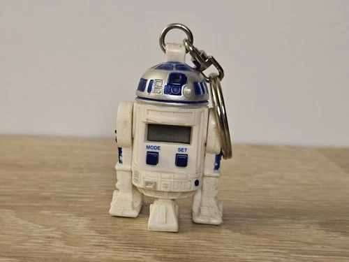 Vintage Star Wars R2-D2 Digital Clock Keychain Watch LCD 1990s R - photo 2