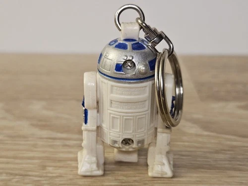 Vintage Star Wars R2-D2 Digital Clock Keychain Watch LCD 1990s R - photo 4