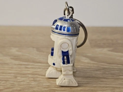 Vintage Star Wars R2-D2 Digital Clock Keychain Watch LCD 1990s R - photo 5