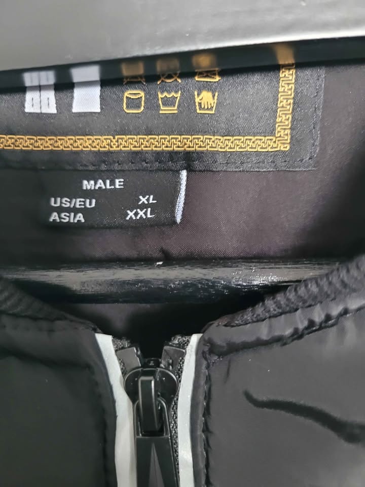 BRAND NEW HEATED VEST - photo 3