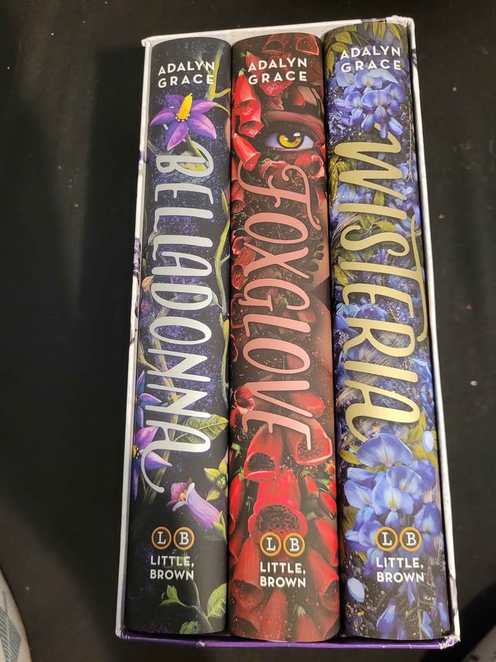 YA BELLADONNA COLLECTION - photo 3