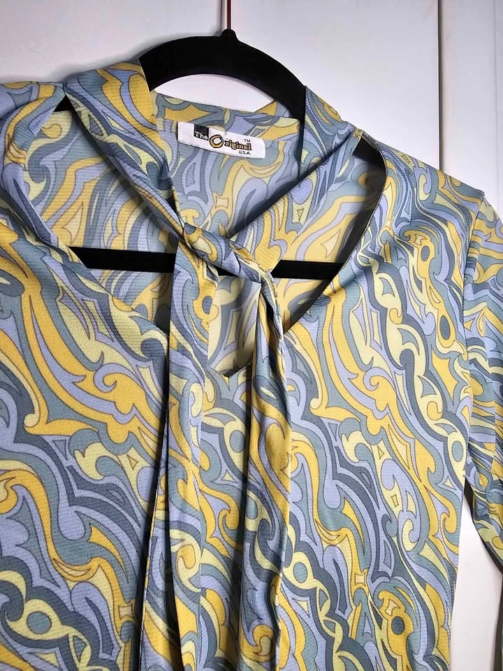 Vintage Y2K Tie Neck Mesh Top