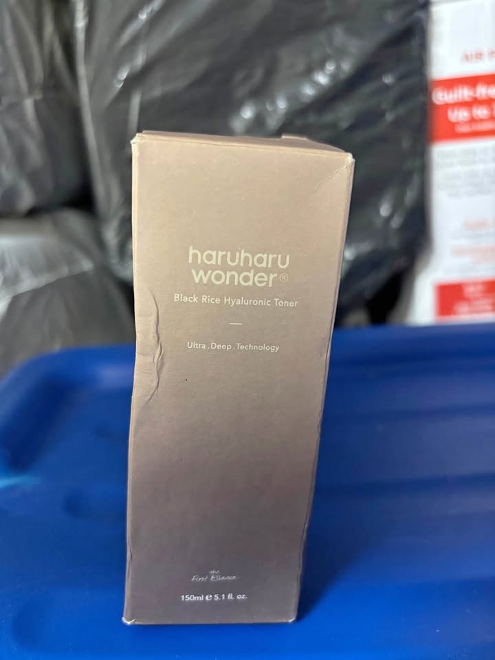Haruharu Wonder Black Rice Hyaluronic Toner